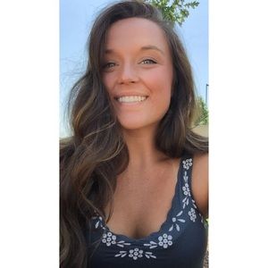 Meet your Posher, Hailey